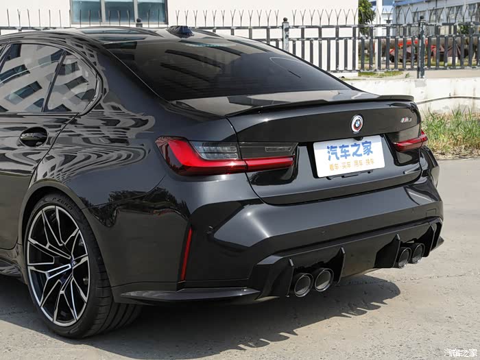 2023款宝马m3四门轿车手动版