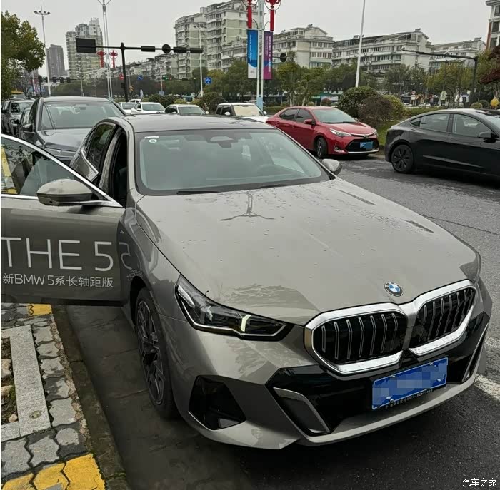 试驾新款宝马5系驾驶感受分享