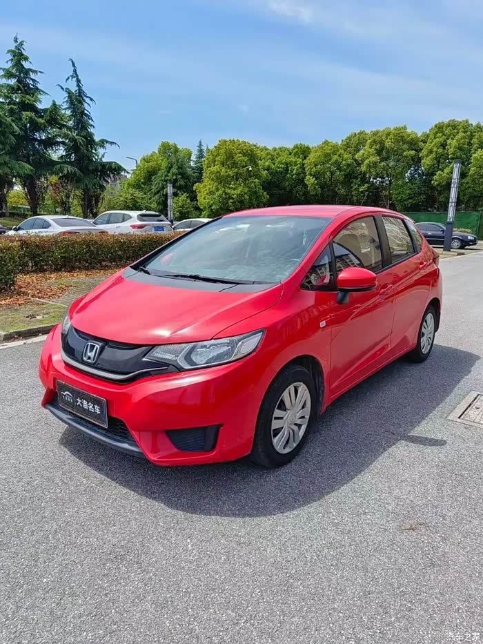 17年极品本田飞度,1.5l自动,个人一手,原版车况,4.
