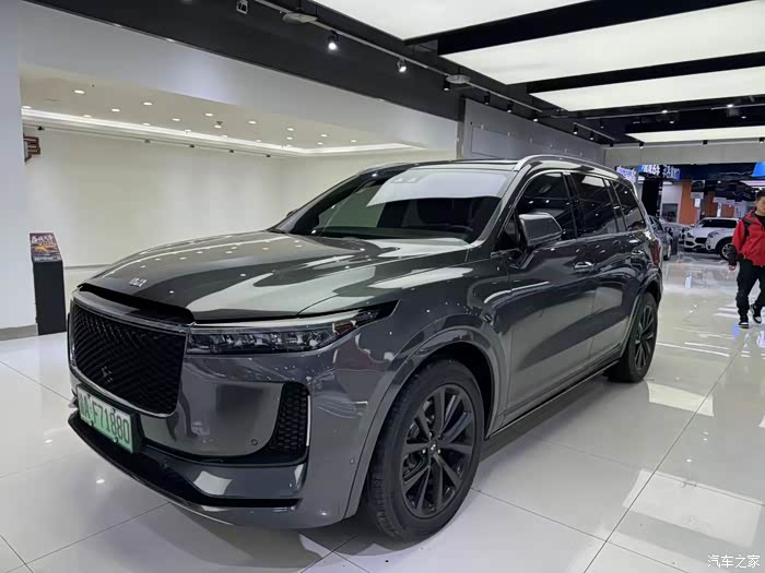 到店到店21年理想one6座增程版小姐姐一手车实表五万