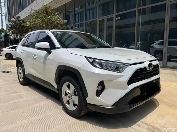 2021年荣放,仅行驶6万多公里,精品车况,带真皮座椅,导航