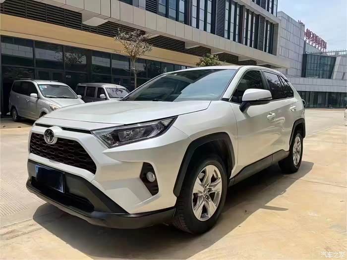 2021年荣放,仅行驶6万多公里,精品车况,带真皮座椅,导航