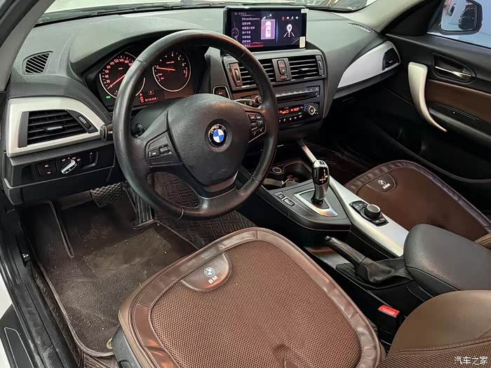 2015年2月,宝马118,1.6t进口小钢炮,车况原版无事