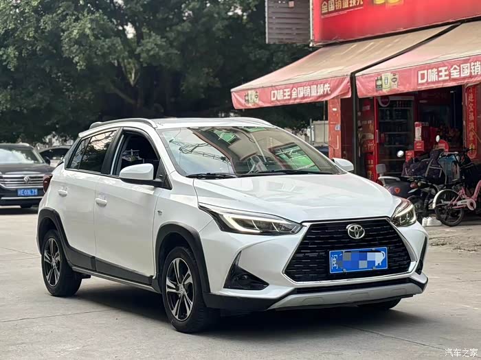 新到车源19年11月上牌一口价567丰田致炫l改款自