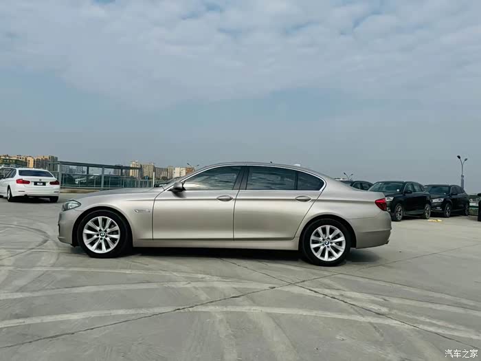 15年宝马535li30t原版车况实表11万公里个人