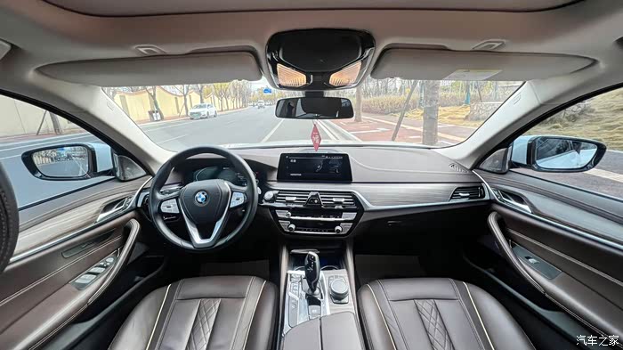 20款宝马530le时尚与科技的完美结合今天我要向大