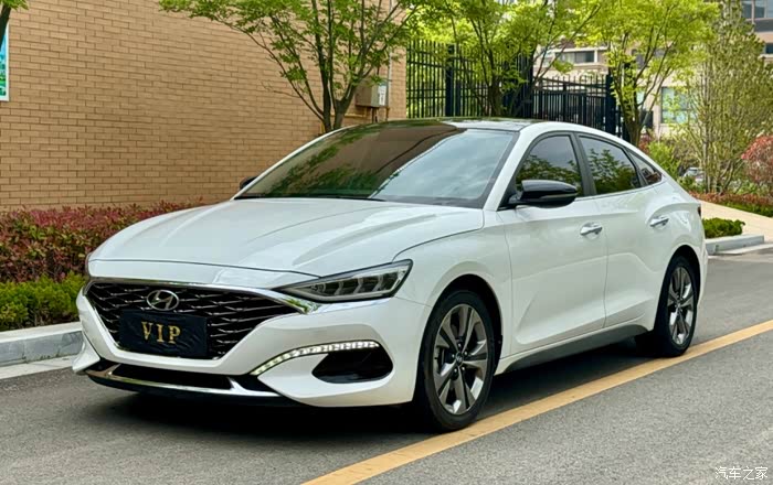 20年 现代 菲斯塔 280tgdi 智速版  极品