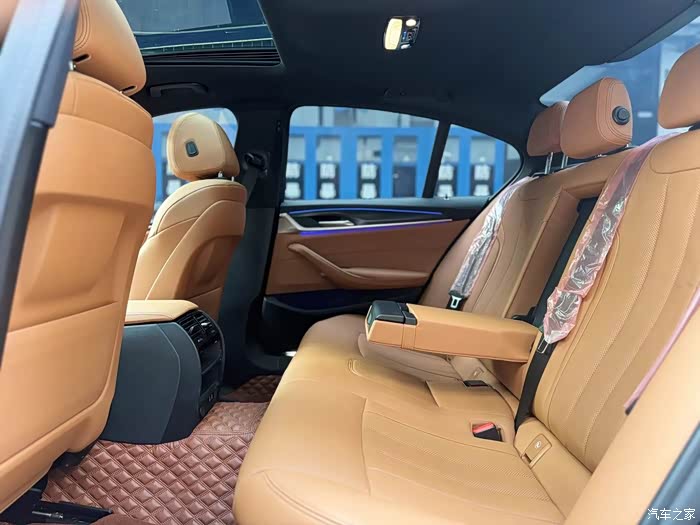 出一台22年上牌宝马525i进口m运动套装目前一手车