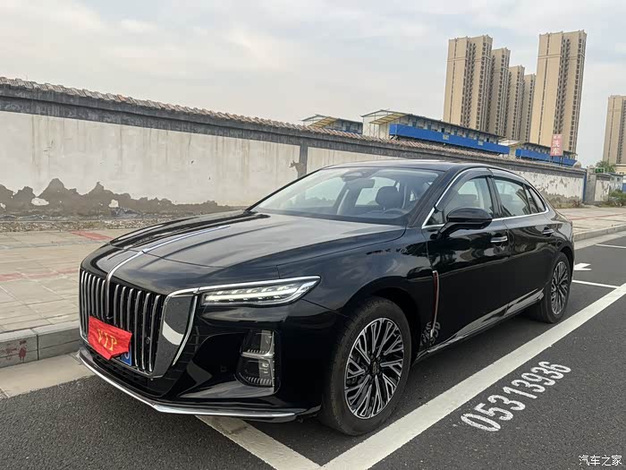 新到23年红旗h5最高配 6千多公里 准新车 原版 特价11