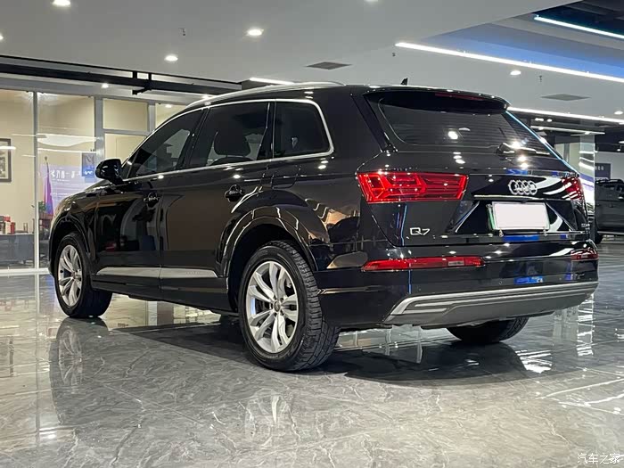 【图】19款奥迪q755e-tron!