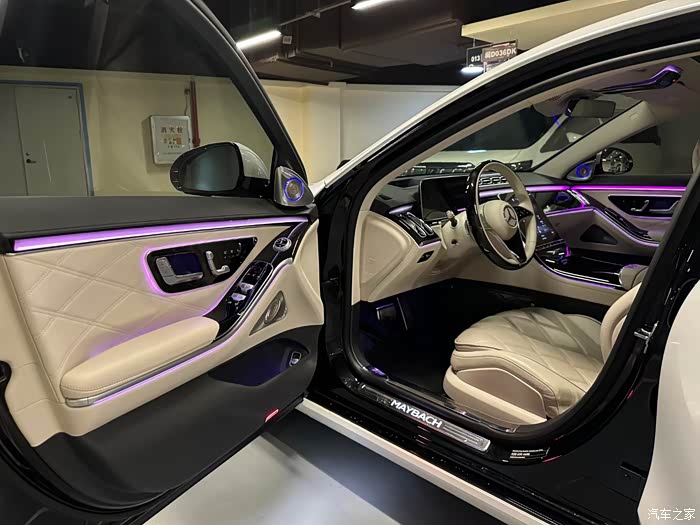 已拿下迈巴赫s4804座上牌2021年11月26000