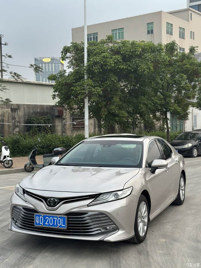2020年9月丰田凯美瑞20g豪华版一手33000公