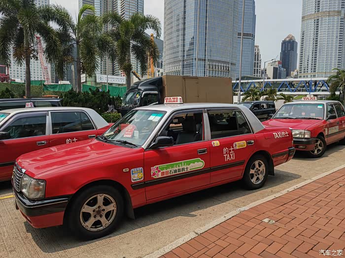 香港街头随手拍车拍到了改装吉姆尼和其他改装车