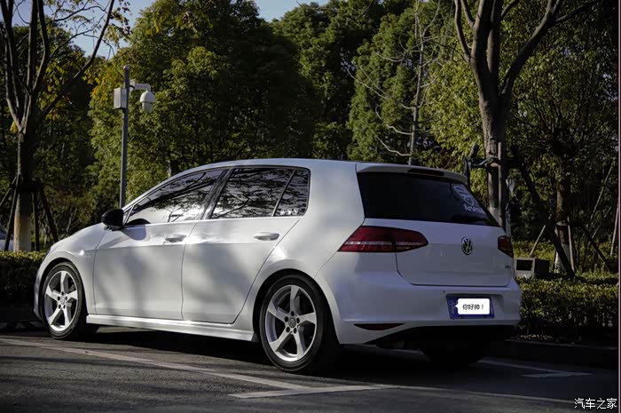 出16款17年2月份上牌高尔夫7 1.4t手动挡 车况良好