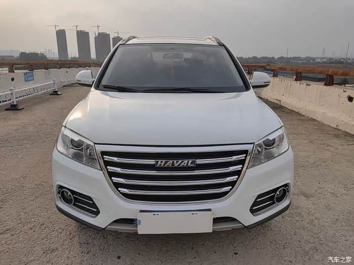 17年个人一手自动挡高配1.5t哈佛h6,带倒车镜折叠,无钥