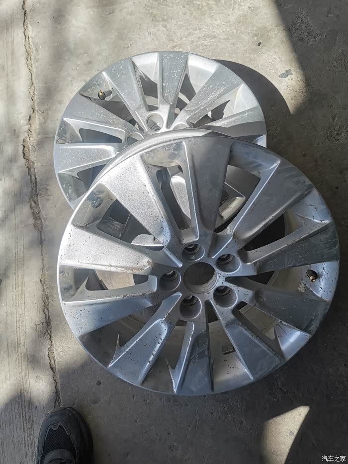 朗逸16寸十幅轮毂两只适用于大众捷达桑塔纳菠萝有需要的