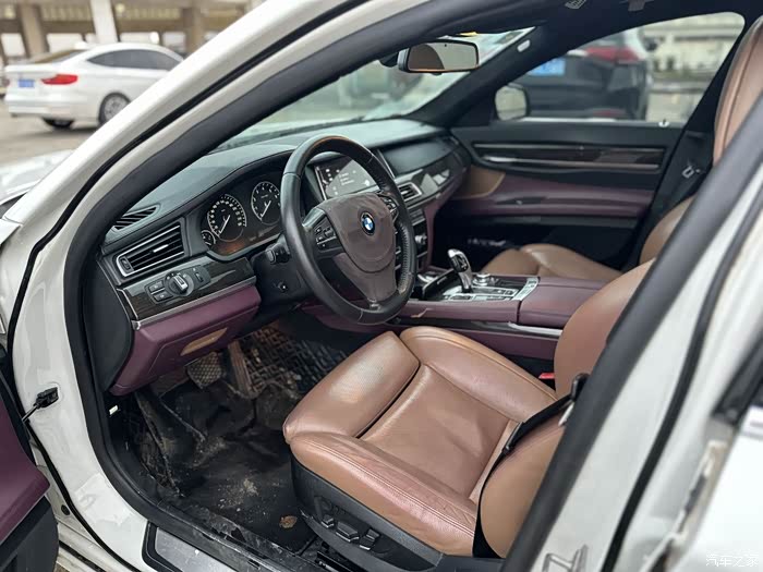 18!准13年宝马730li  3.0l 星空顶