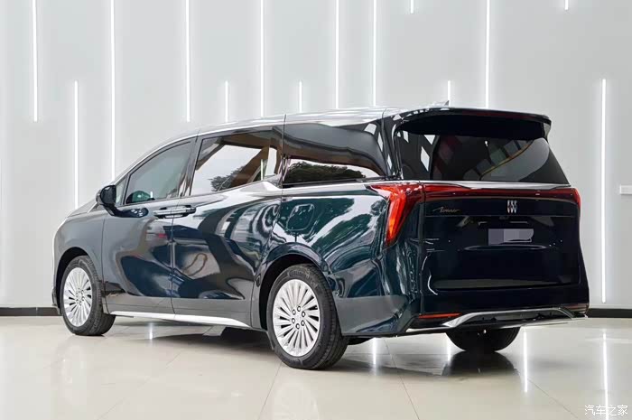 别克世纪四座私享版双色车身