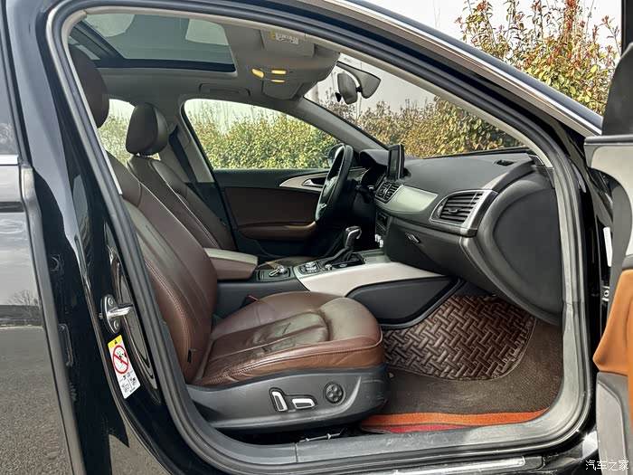 奥迪a6l 2018款 30周年型 35 tfsi 时尚型