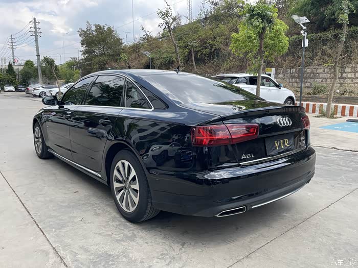 17年上牌奥迪a6l ,奥迪c7pa中期改款!2.5 v6f