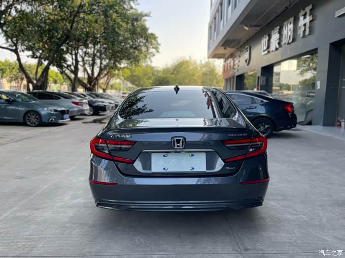 2023年5月上牌本田雅阁20锐领版混动一手极品实表