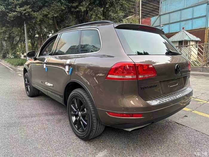 大众途锐2011款30tsi高配型92