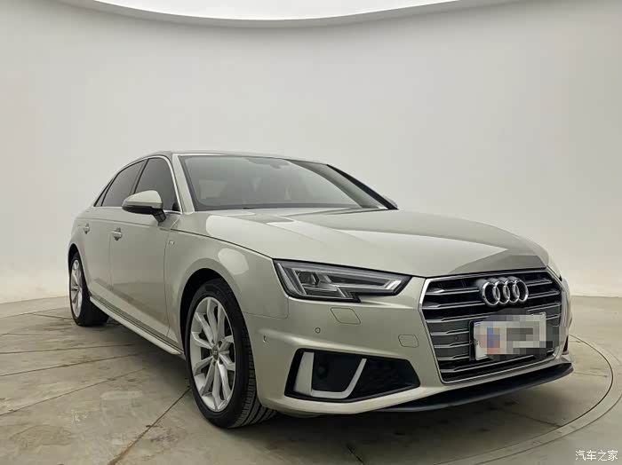 2019年1月上牌奥迪a4l2019款40tfsi