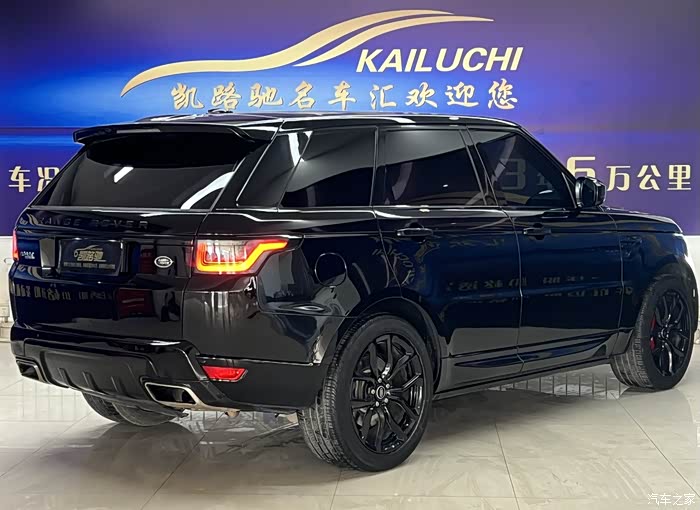 14年路虎揽胜运动版 新车指导价109.8 黑车棕内 825