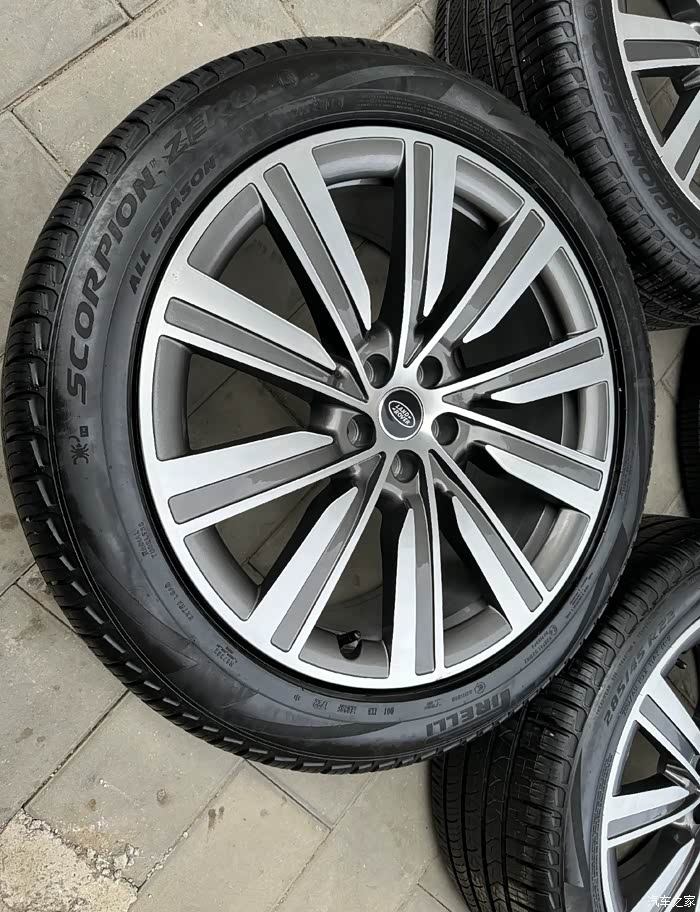 新款路虎揽胜22寸原厂轮毂轮胎欢迎来约