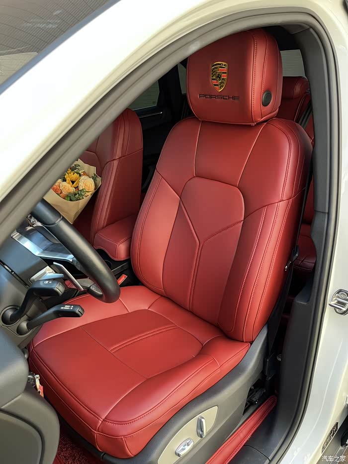 机缘巧合终提保时捷macan自己diy波尔多红内饰