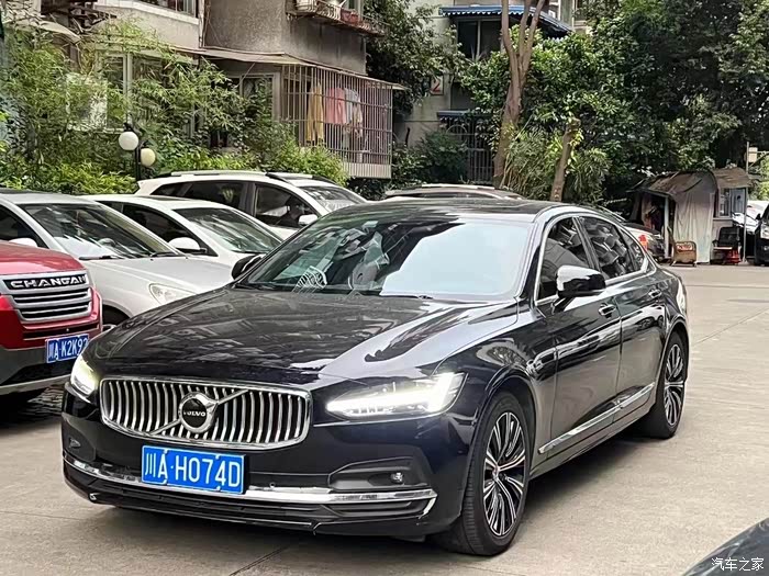 拿下21年极品沃尔沃s90 b5智逸豪华 3万多公里带车衣