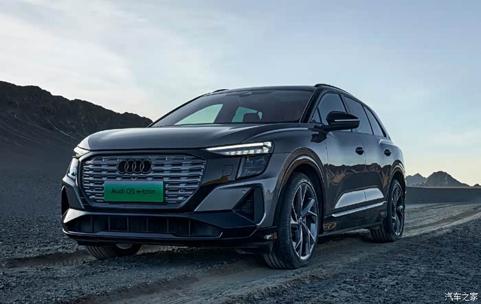 上汽奥迪q5 e-tron:智能矩阵式大灯照亮未来之路