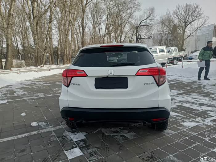 新到18年本田缤智自动15l全车原版二件补漆6万公