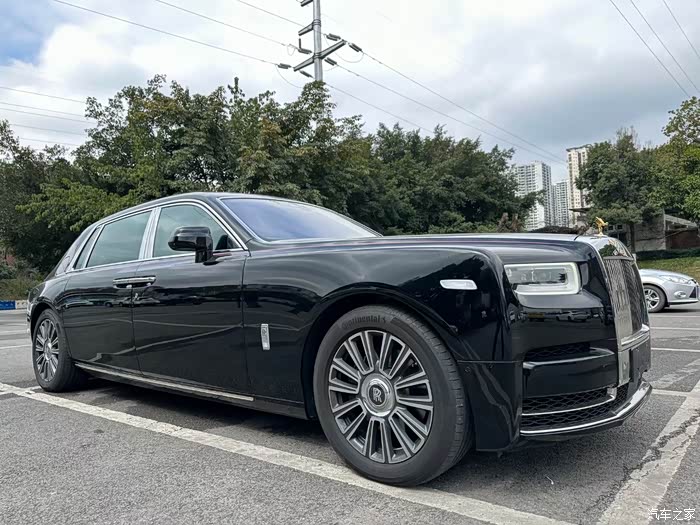 劳斯莱斯幻影加长版20年12月上牌15万公里配