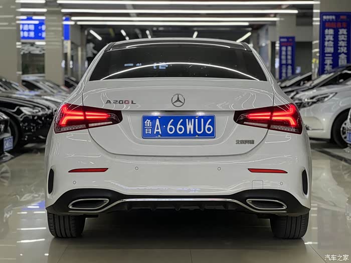 2021奔驰a200l济南小姐姐私家一手车六万公里实表