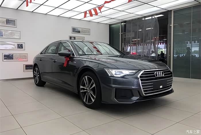 奥迪a6l也是深陷"价格战",降幅达到10万,一个月就卖出16505辆