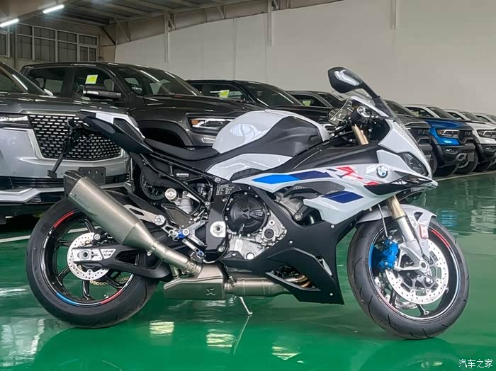 宝马 s1000rr 23款 m套件