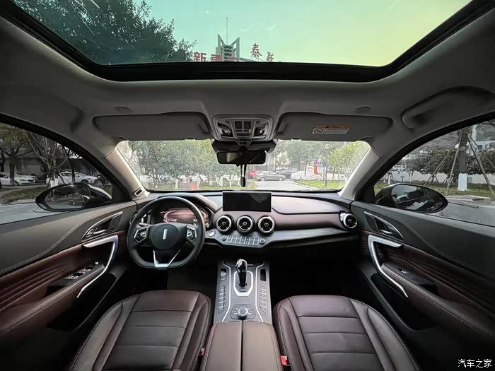 新到店2021年上牌魏派vv720t旗舰版一手车2万多