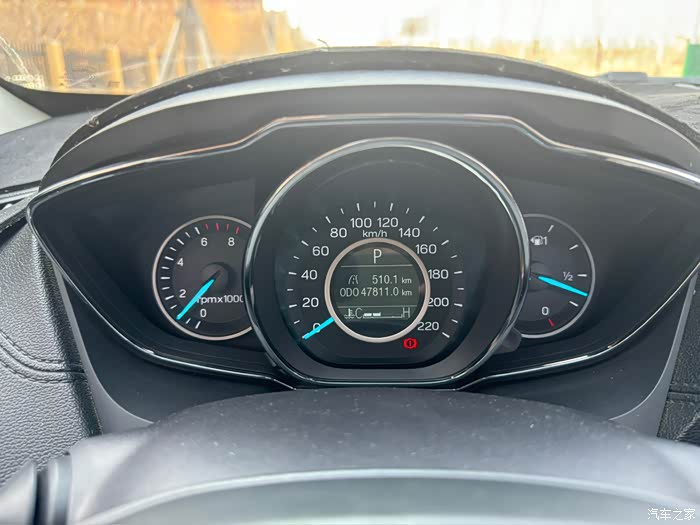 本人一手车19年福特福睿斯自动悦享型15l不到五万公里