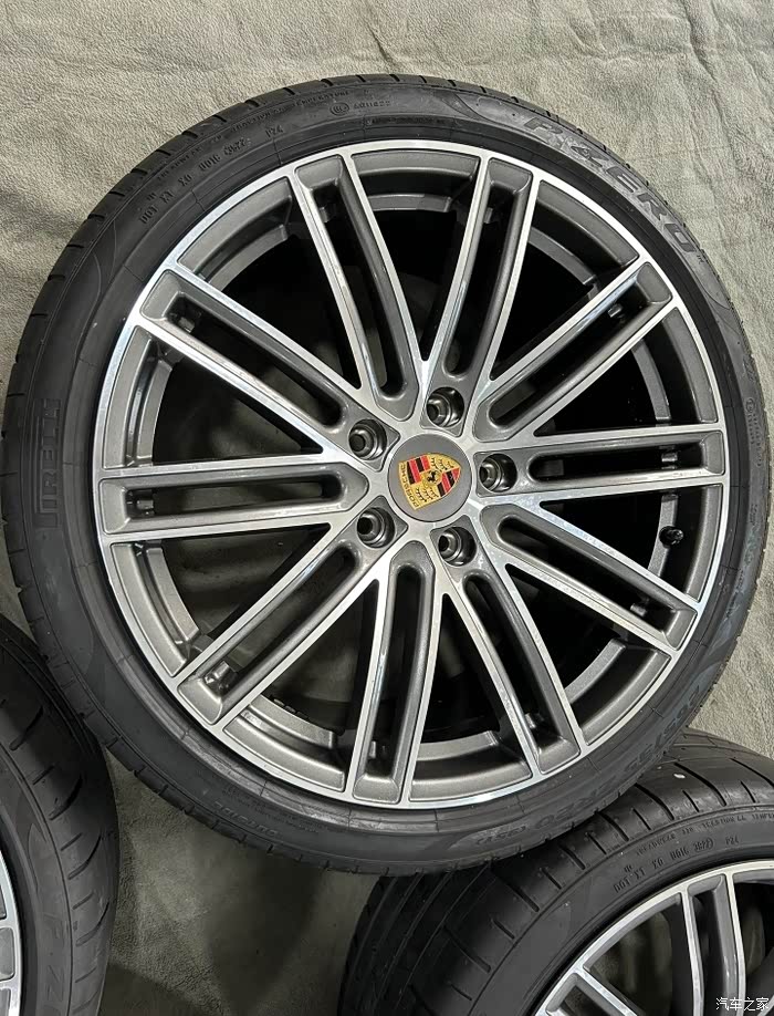 20寸保时捷718轮毂轮胎原厂正品拆车件一套感兴趣的看过来