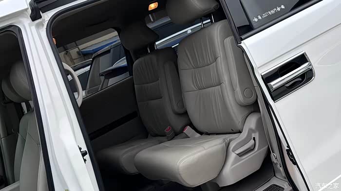 挑战全网最接近于新车的12款艾力绅