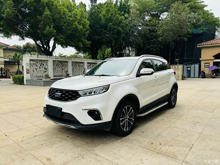 47822年新款福特领界15t高配