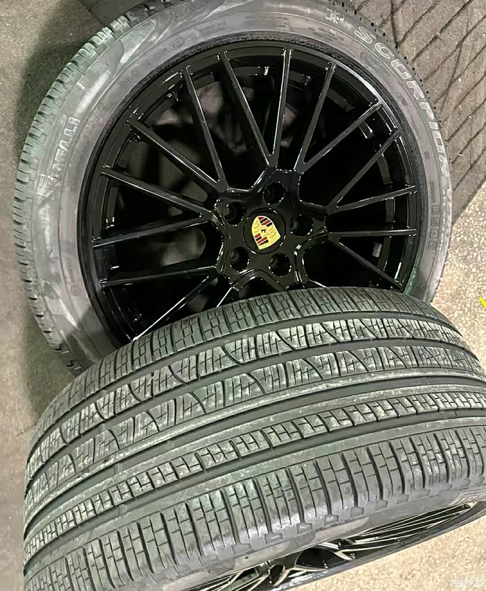保时捷卡宴鸟巢黑21寸轮毂轮胎精品套件感兴趣的可以来