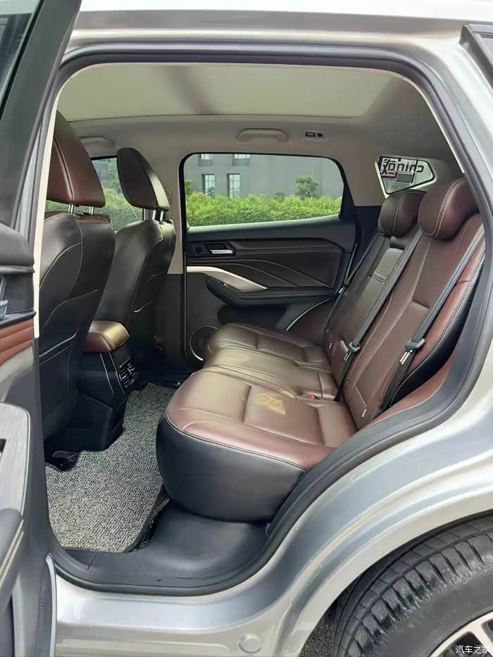 2021年上牌魏派vv6 2.0t两驱 个人一手车 3万多公