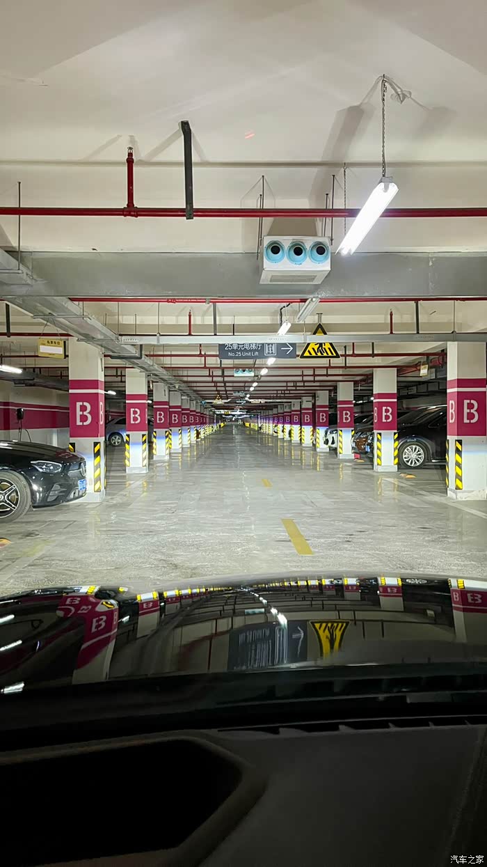 23款尊享530li升级海拉透镜近期感觉原厂车灯未达预期