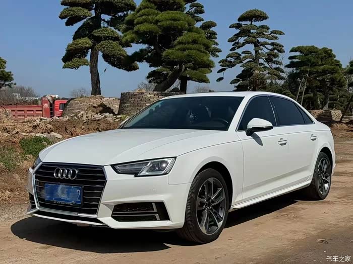 19年上牌奥迪a4l20t进取一手实表6万多公里