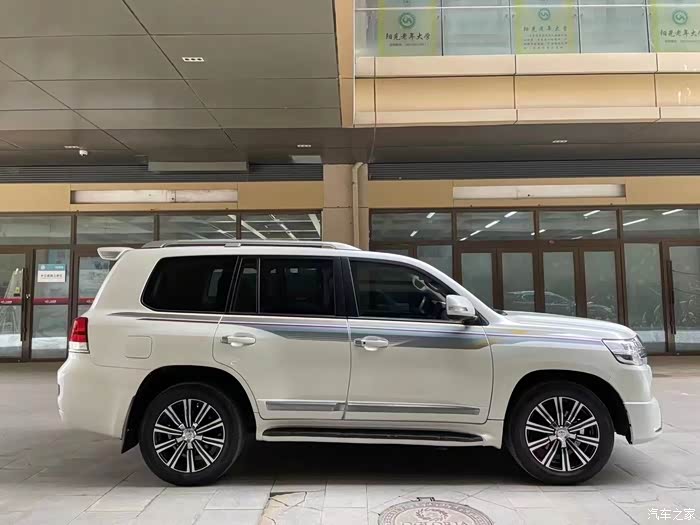 出售15年酷路泽4000 里外升级新款 4.0 v6 大屏导