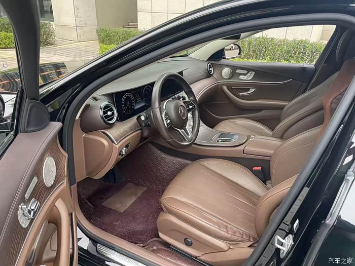 19年上牌19款奔驰e300l