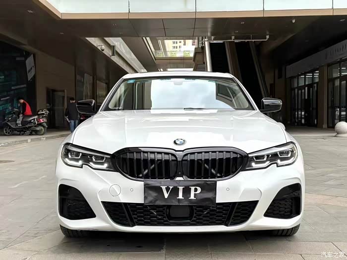 x最新到店2020年底宝马3系2021款330li