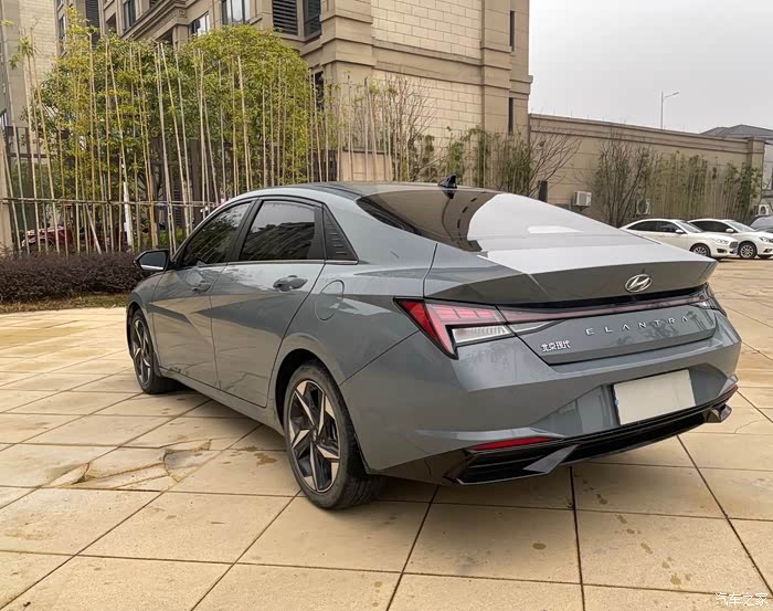 驾驶技术提升离不开第七代伊兰特